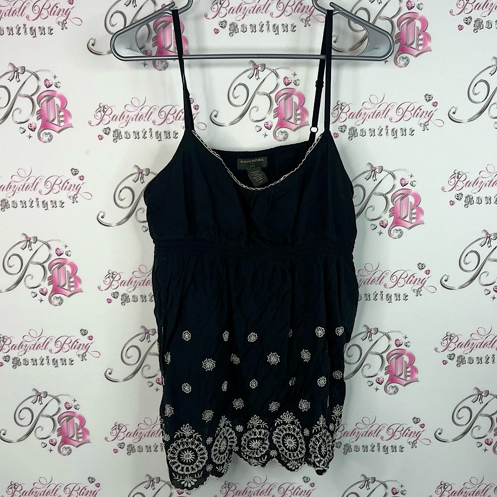 Banana Republic tank top boho Black Camisole with White Embroidery details